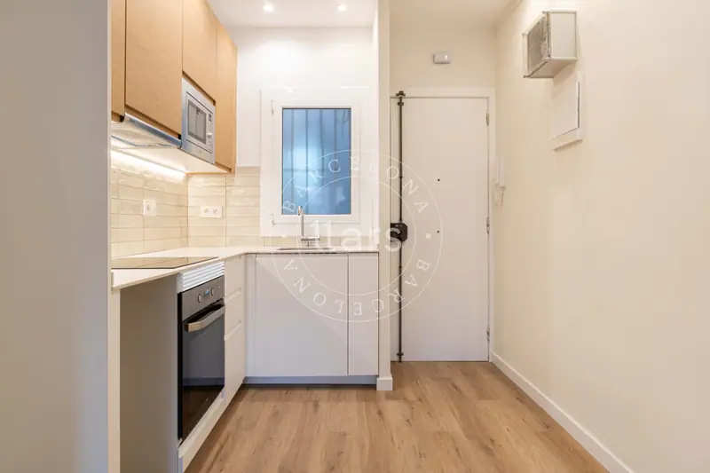 Piso en Barcelona (ROGER) – foto 4